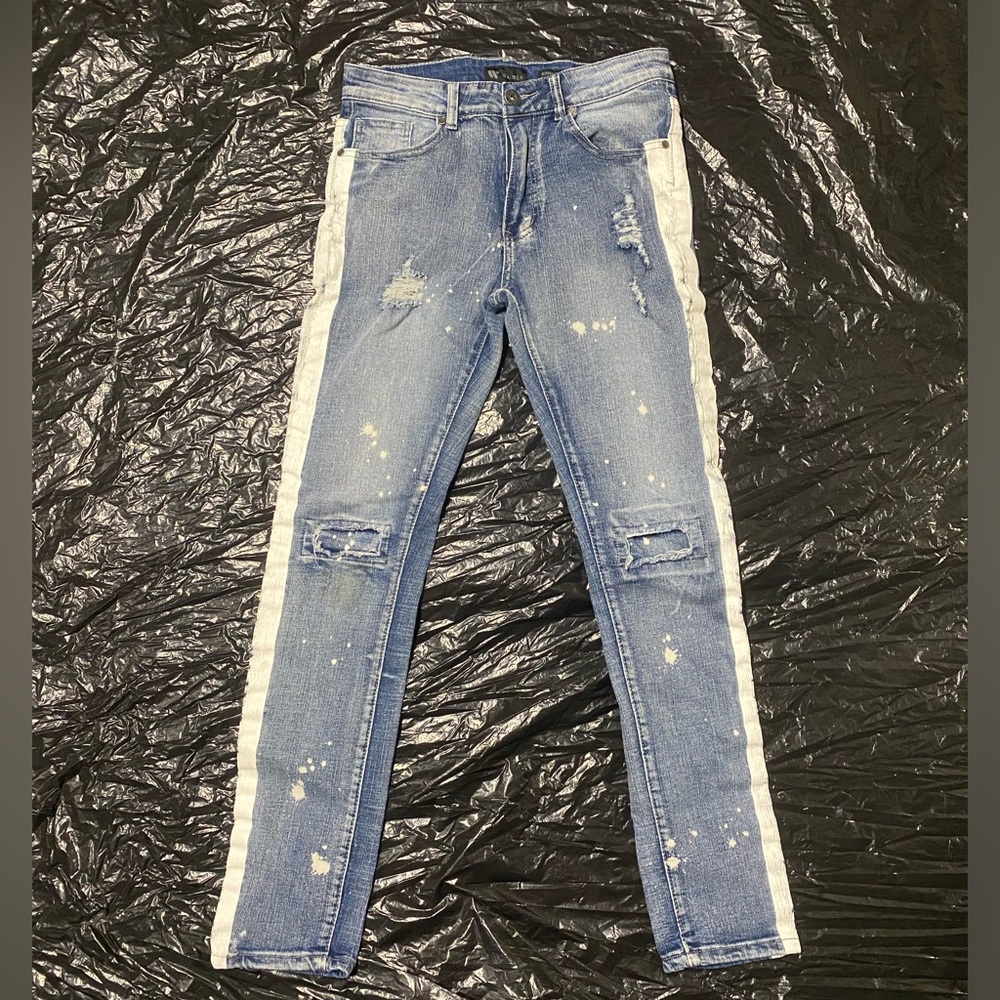 Men’s White Accented & Splattered Jeans